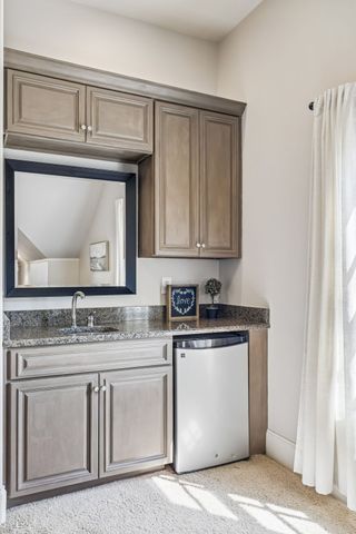190 Azalea Ln, Franklin, TN 37064