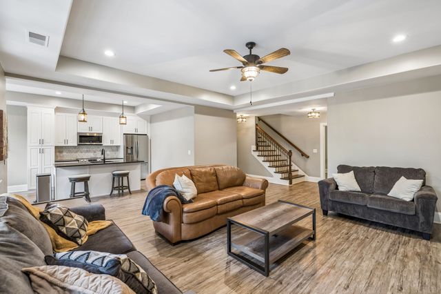 190 Azalea Ln, Franklin, TN 37064