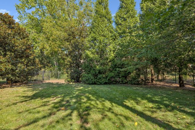 190 Azalea Ln, Franklin, TN 37064