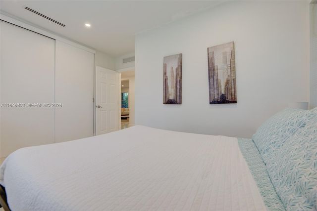 1125 99th St 12, Bay Harbor Islands, FL 33154