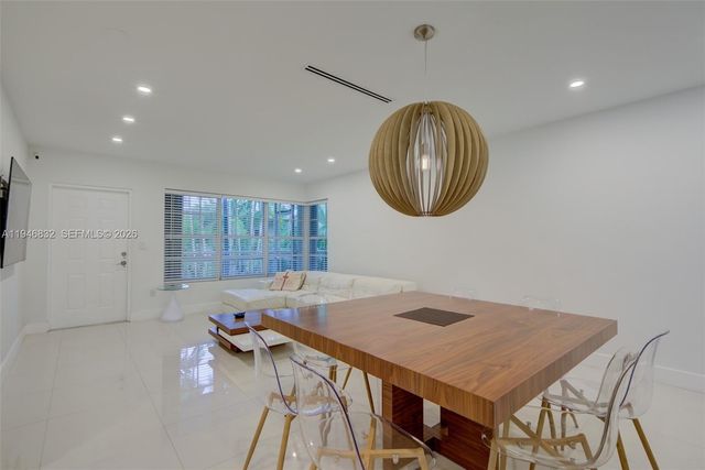 1125 99th St 12, Bay Harbor Islands, FL 33154