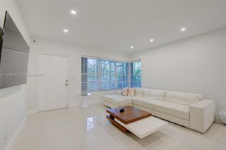 1125 99th St 12, Bay Harbor Islands, FL 33154