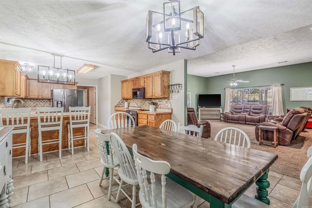 13 Brown Road, Vilonia, AR 72173