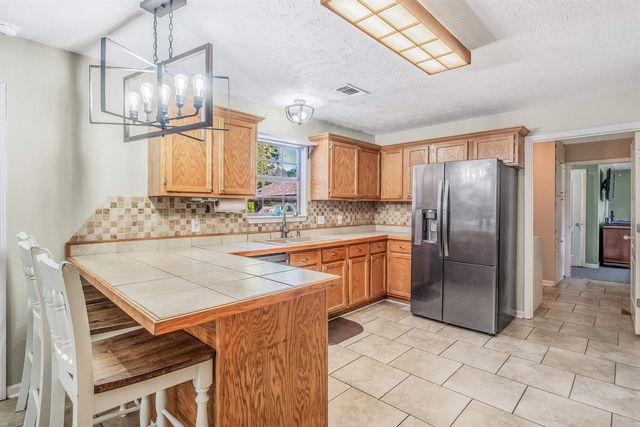 13 Brown Road, Vilonia, AR 72173