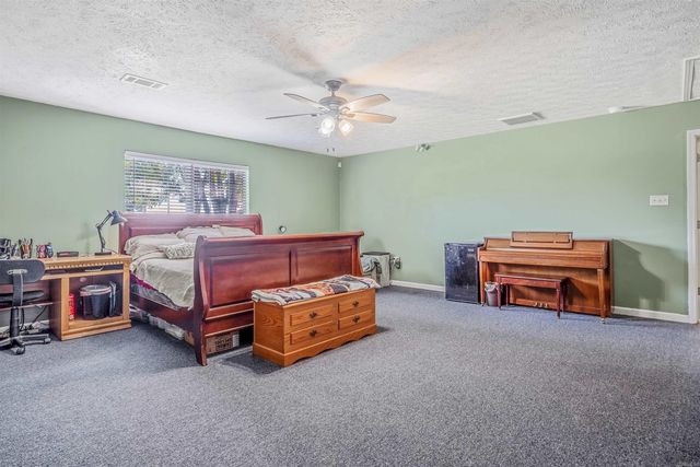 13 Brown Road, Vilonia, AR 72173