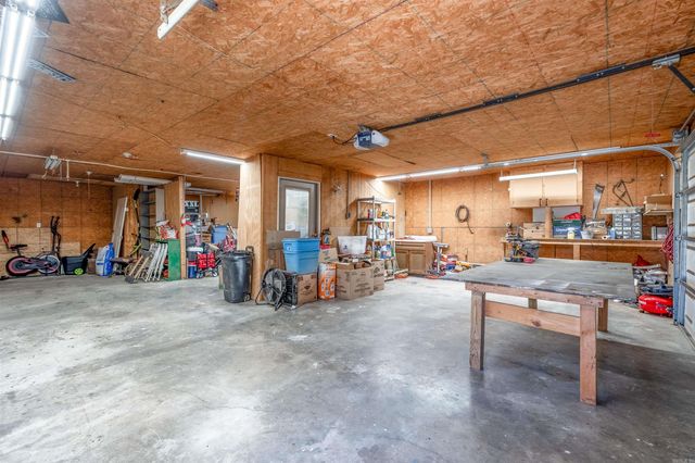 13 Brown Road, Vilonia, AR 72173