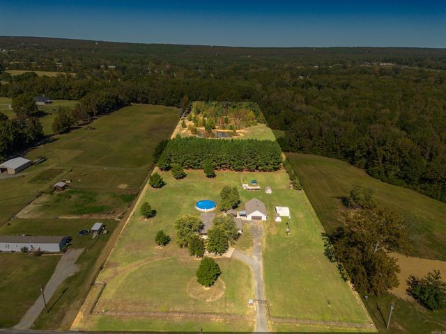 13 Brown Road, Vilonia, AR 72173