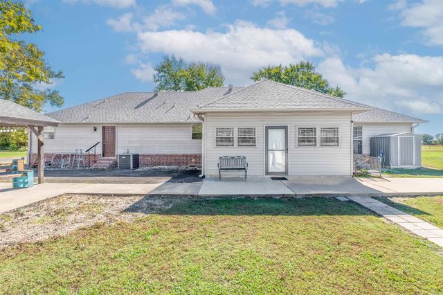 13 Brown Road, Vilonia, AR 72173