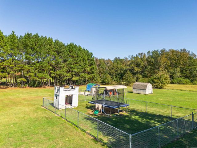 13 Brown Road, Vilonia, AR 72173