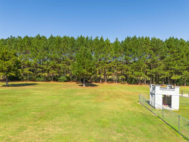 13 Brown Road, Vilonia, AR 72173