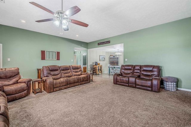 13 Brown Road, Vilonia, AR 72173