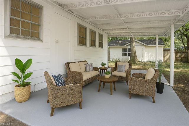 1720 Elizabeth Avenue, Winston-salem, NC 27103