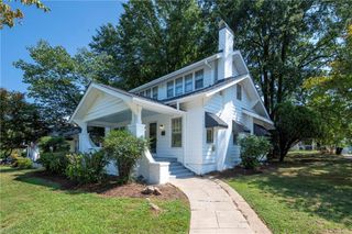1720 Elizabeth Avenue, Winston-salem, NC 27103