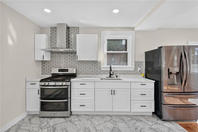 196 Sinclair Avenue, Providence, RI 02907