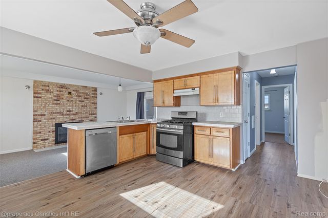 12253 Marla Drive, Warren, MI 48088