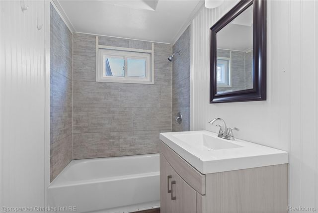 12253 Marla Drive, Warren, MI 48088