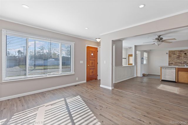 12253 Marla Drive, Warren, MI 48088