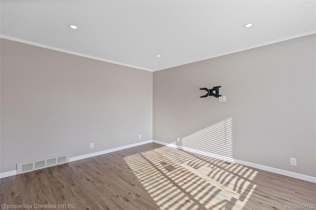 12253 Marla Drive, Warren, MI 48088
