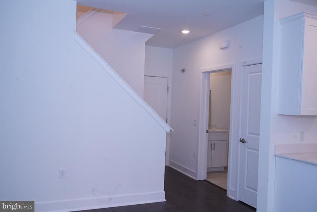 161 LEONA STEWART LN, Pennington, NJ 08534