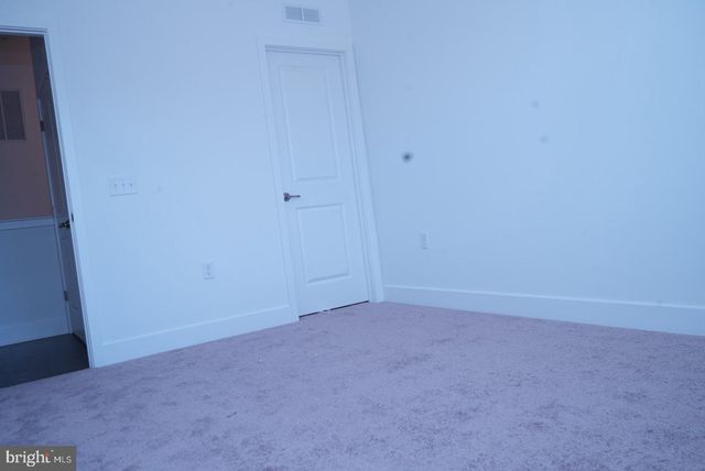 161 LEONA STEWART LN, Pennington, NJ 08534
