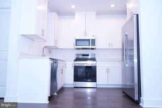 161 LEONA STEWART LN, Pennington, NJ 08534