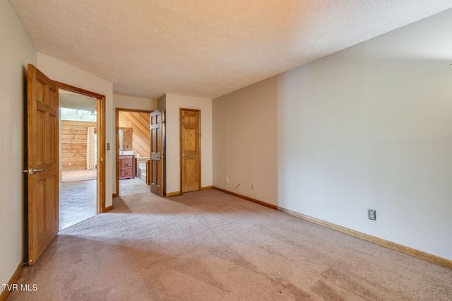 1450 East Shipley Ferry Road, Kingsport, TN 37663
