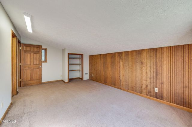1450 East Shipley Ferry Road, Kingsport, TN 37663