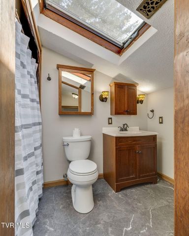 1450 East Shipley Ferry Road, Kingsport, TN 37663