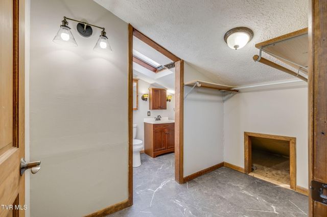 1450 East Shipley Ferry Road, Kingsport, TN 37663