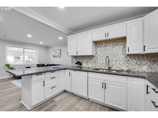 7610 Se 69TH Ave, Portland, OR 97206