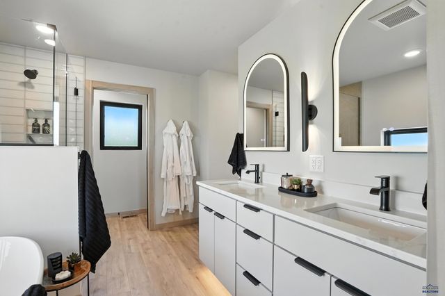 Lot 3 Block 2 OAK CREST CT, Spearfish, SD 57783