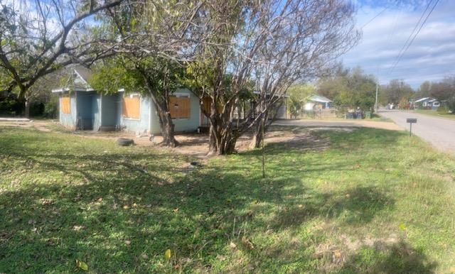 904 S Pierce ST, Burnet, TX 78611