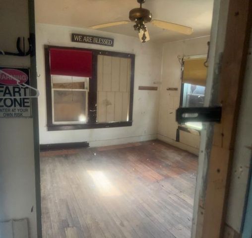 904 S Pierce ST, Burnet, TX 78611