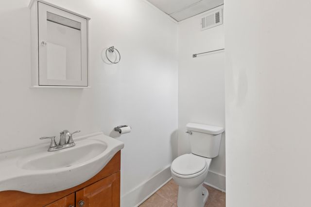 1917 S 11TH Street, Council Bluffs, IA 51501