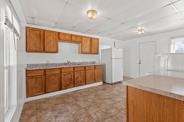 1917 S 11TH Street, Council Bluffs, IA 51501