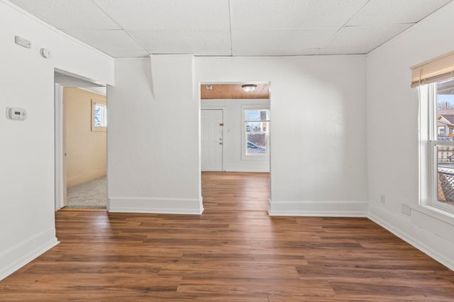 1917 S 11TH Street, Council Bluffs, IA 51501