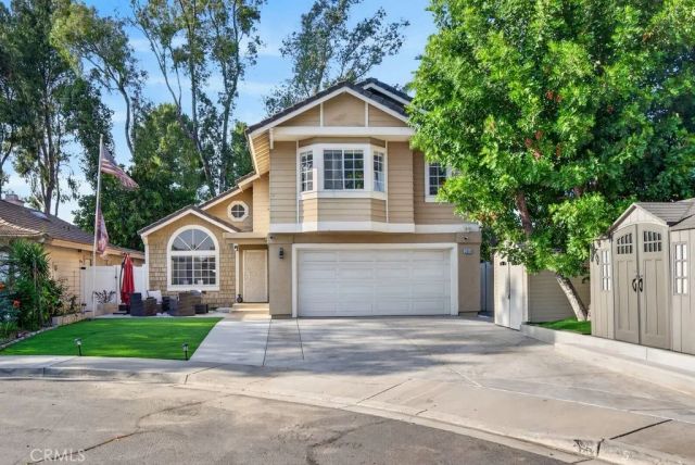 13684 Alexander Court, Fontana, CA 92336