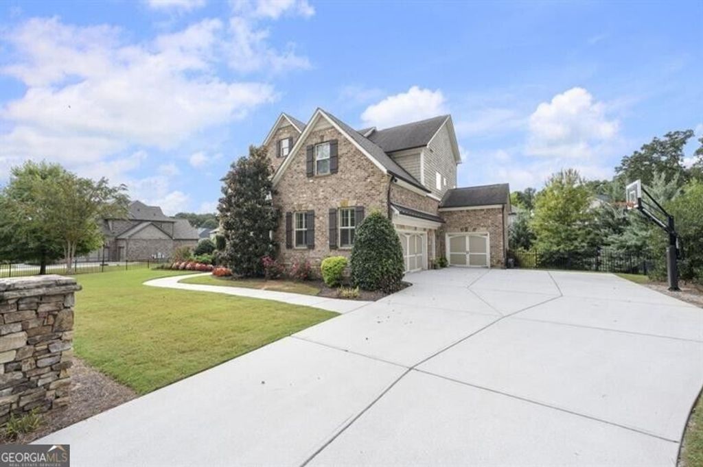 621 Mabry Road, Sandy Springs, GA 30328 — photo 4