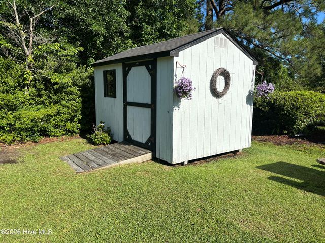 415 S Mcneil Street, Saint Helena, NC 28425