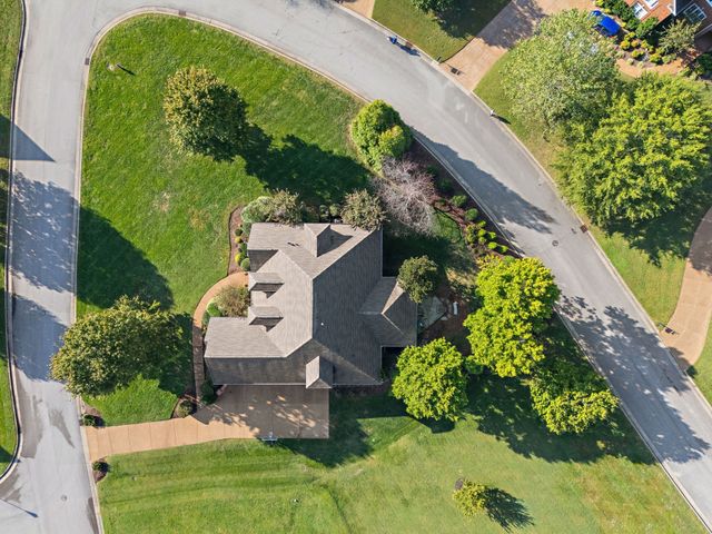 330 Fountainbrooke Dr, Brentwood, TN 37027