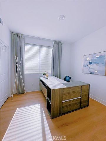 271 Tank, Irvine, CA 92618