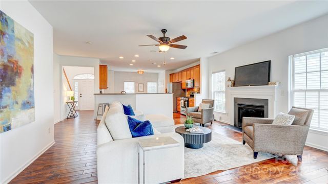 8017 Bridgegate Drive, Huntersville, NC 28078
