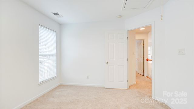 8017 Bridgegate Drive, Huntersville, NC 28078