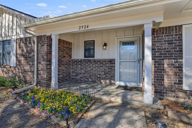 2924 Mimosa Drive, Sherman, TX 75092