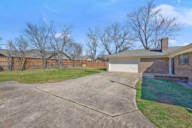 2924 Mimosa Drive, Sherman, TX 75092