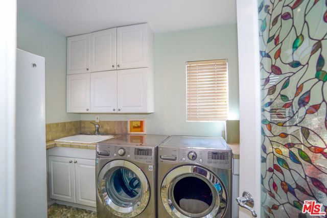 2614 Manhattan Beach Boulevard, Redondo Beach, CA 90278