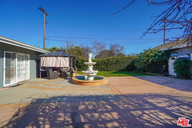 2614 Manhattan Beach Boulevard, Redondo Beach, CA 90278