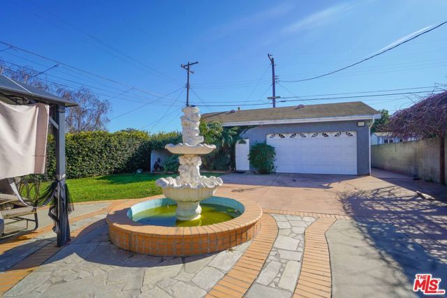 2614 Manhattan Beach Boulevard, Redondo Beach, CA 90278