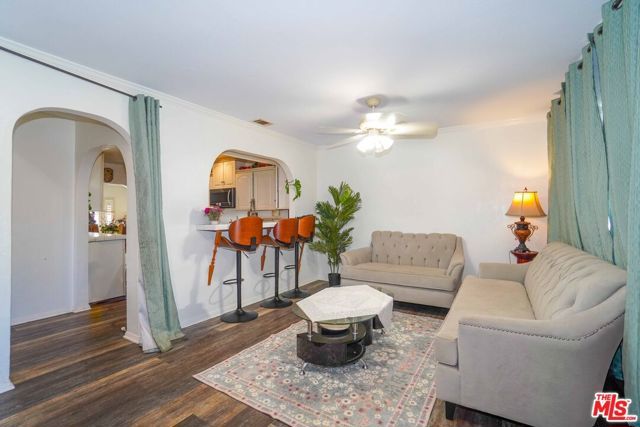 2614 Manhattan Beach Boulevard, Redondo Beach, CA 90278