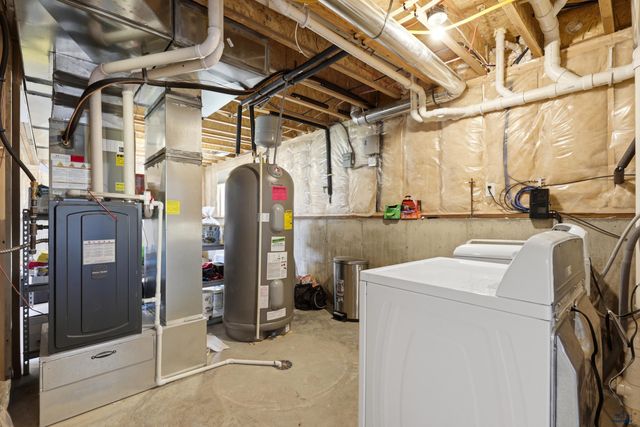 3677 BLACKPOWDER RD, Rapid City, SD 57703